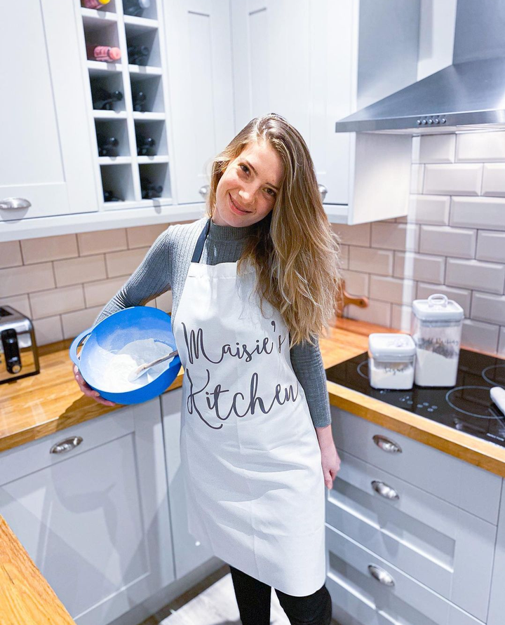 Cursive Script Apron - Adults - Add Your Own Text!