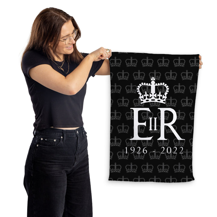 Queens Commemorative - Royal Badge - Tea Towel